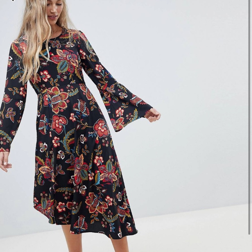 Floral Asymmetric Hem Dress